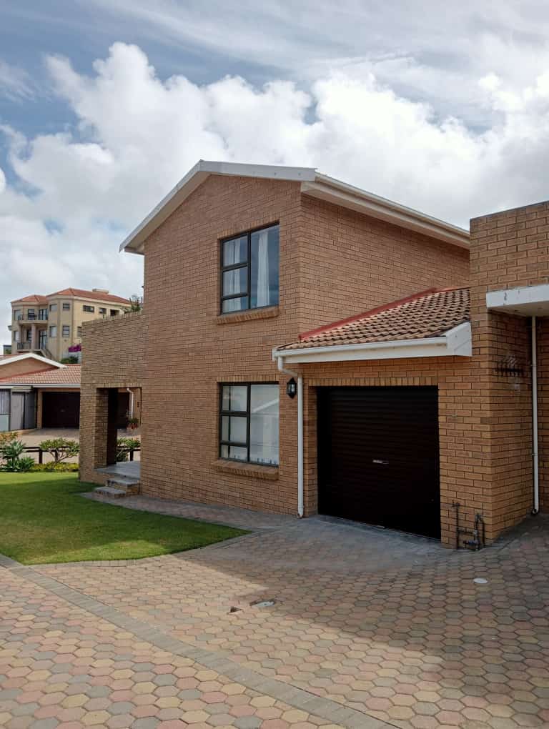 3 Bedroom Property for Sale in Hartenbos Central Western Cape